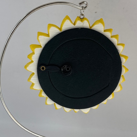 Russ Sunflower Photo Frame - Yellow and Green - Picture 3 of 4